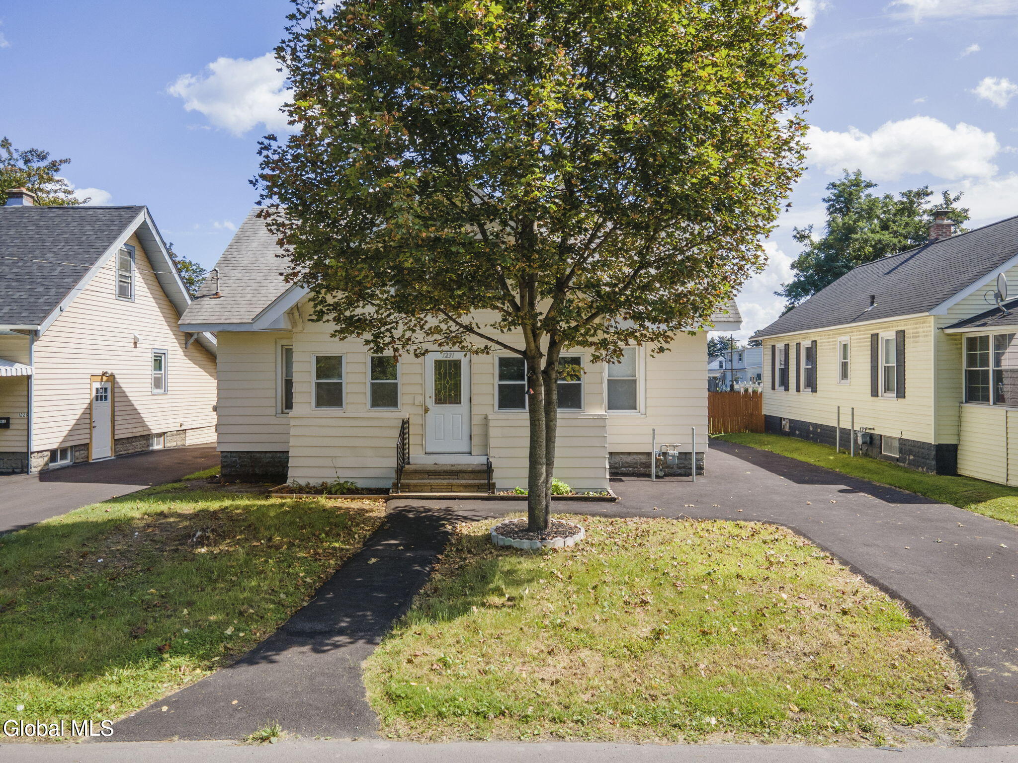 1231 N Westcott Road Schenectady NY 12306