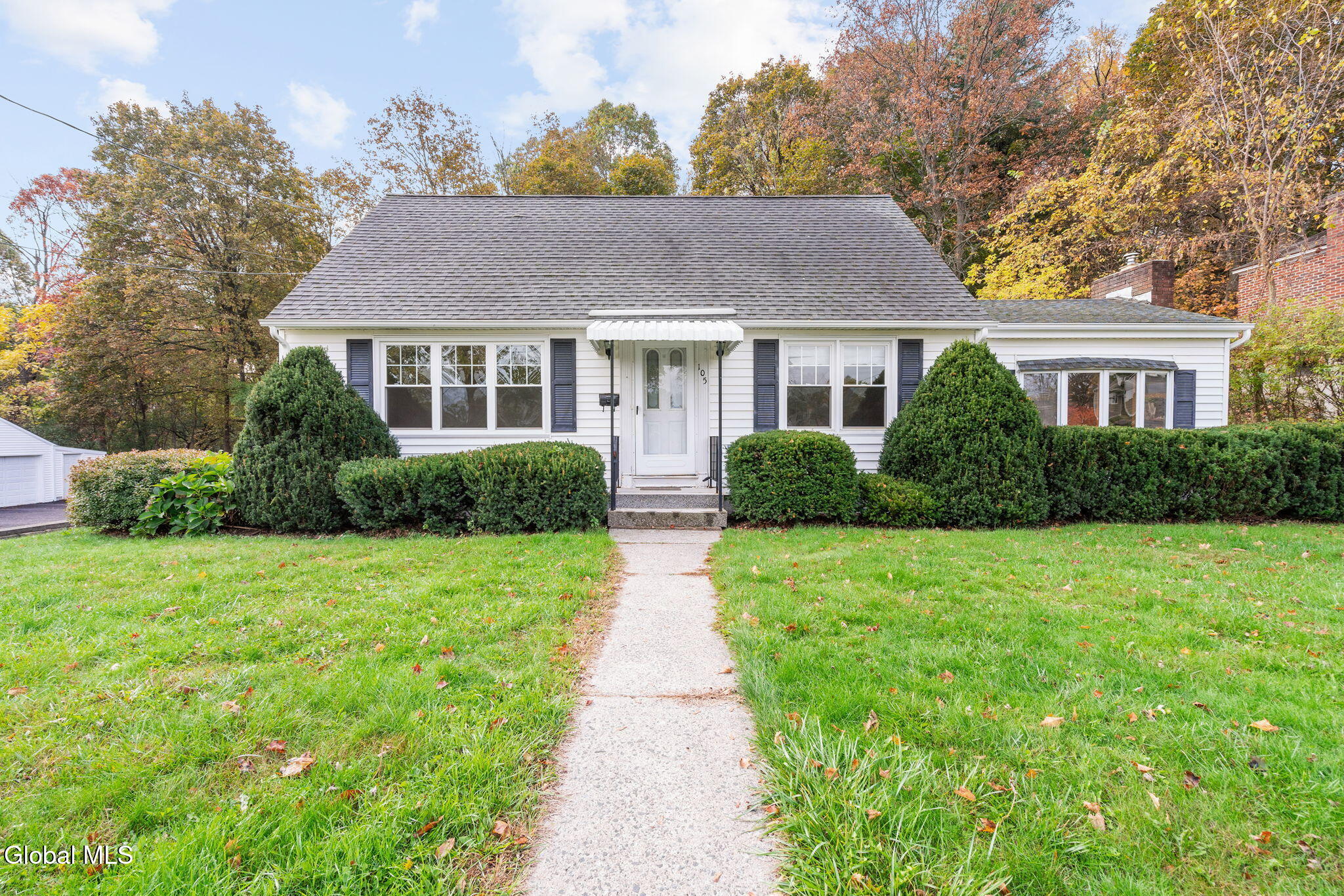 105 Overlook Avenue Latham NY 12110