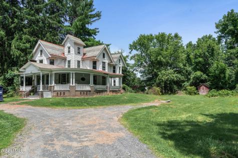 29 Mullens Road Slingerlands NY 12159