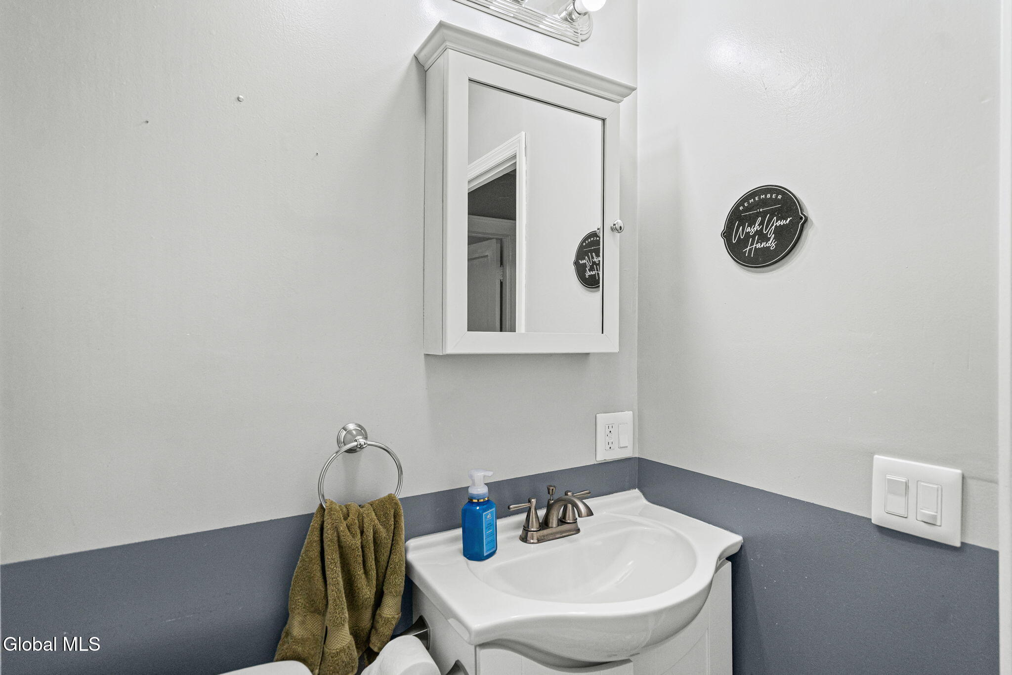 3025 Edgewood Avenue Rotterdam NY 12306