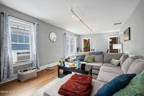 3025 Edgewood Avenue Rotterdam NY 12306