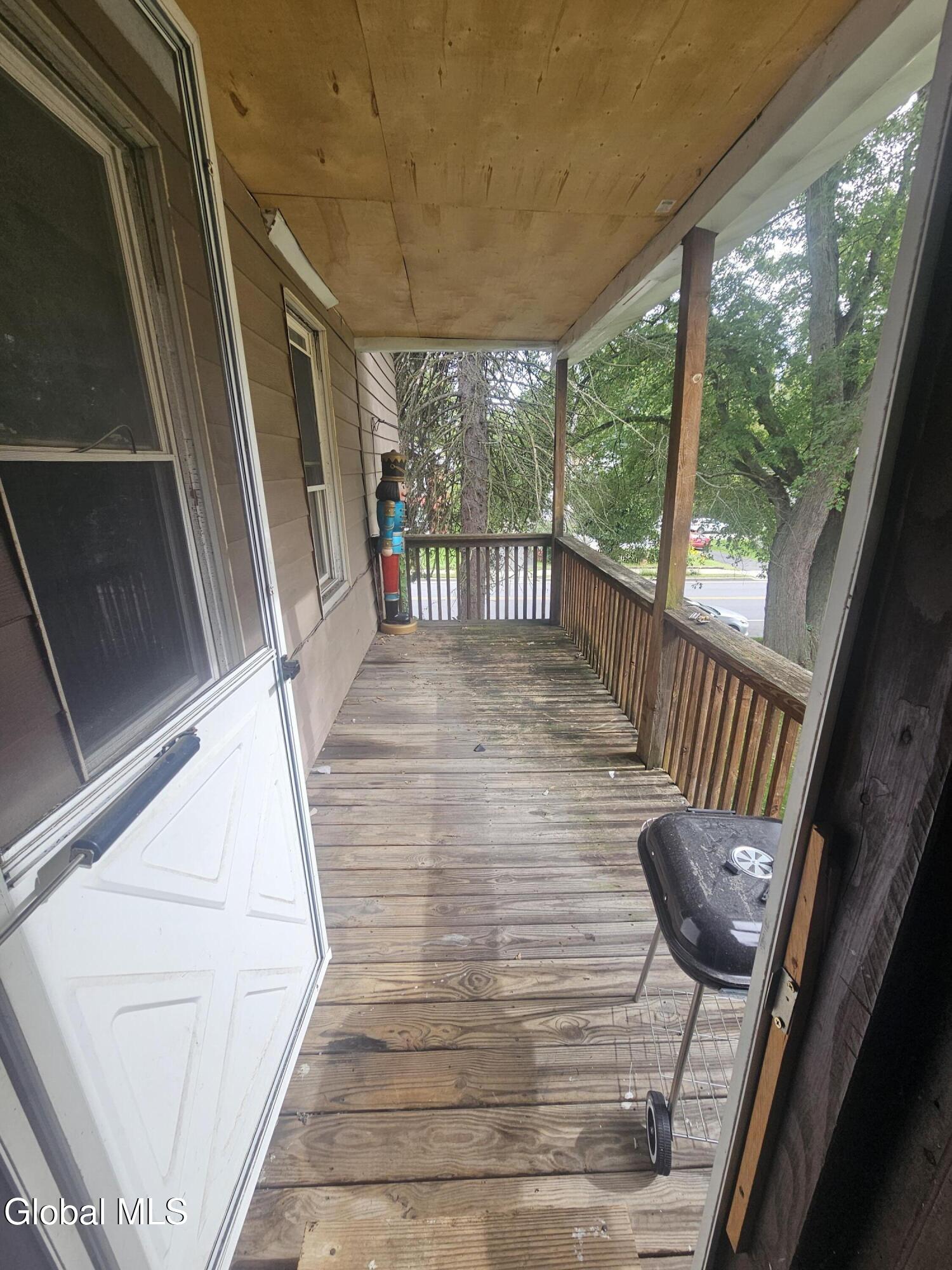 164 Saratoga Avenue Waterford NY 12188