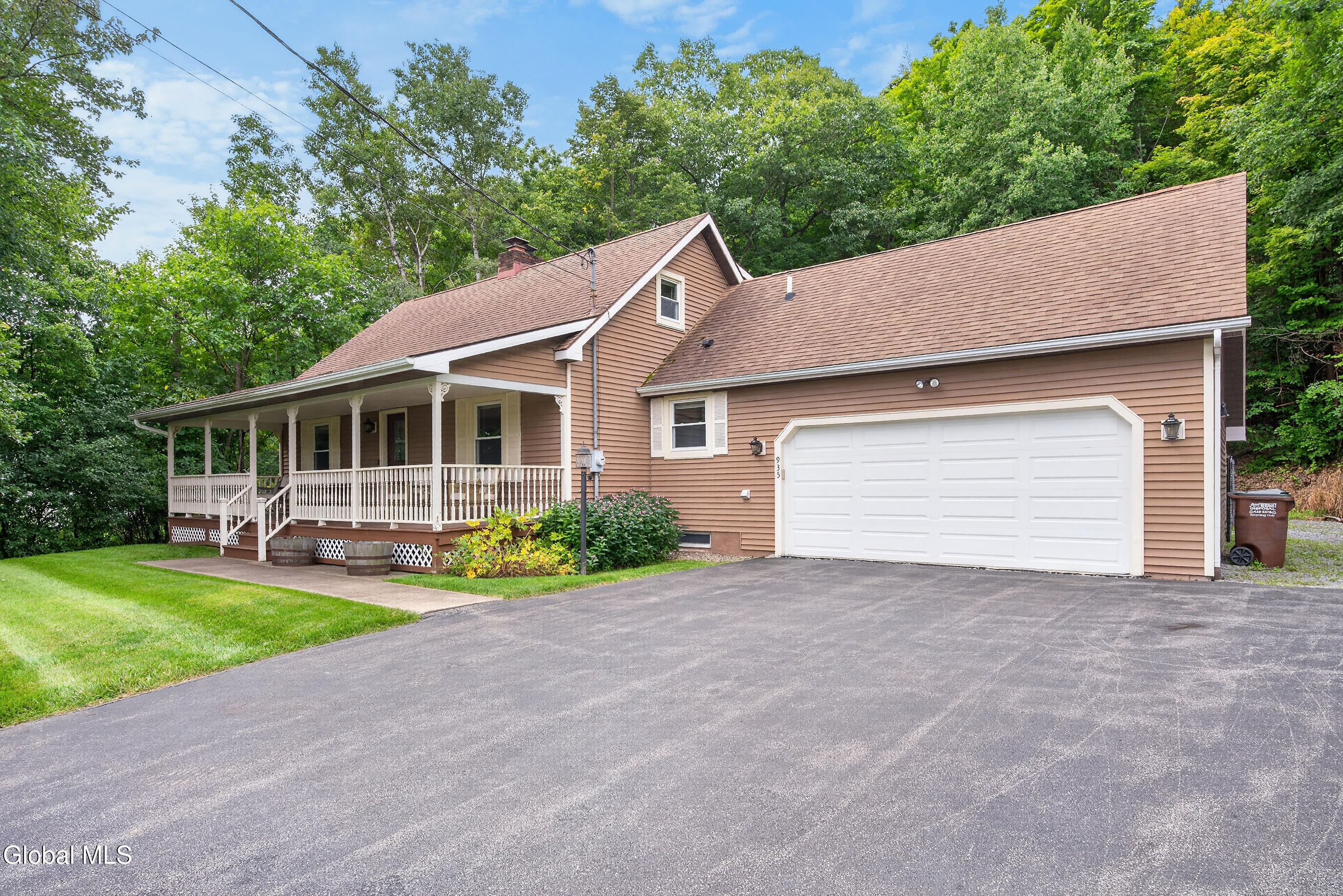935 Altamont-voorheesville Road Voorheesville NY 12009