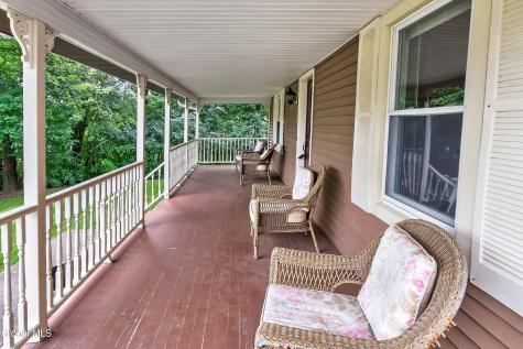 935 Altamont-voorheesville Road Voorheesville NY 12009