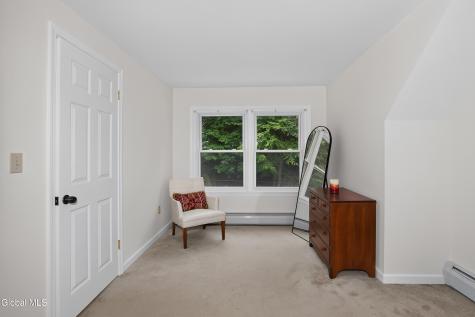 935 Altamont-voorheesville Road Voorheesville NY 12009