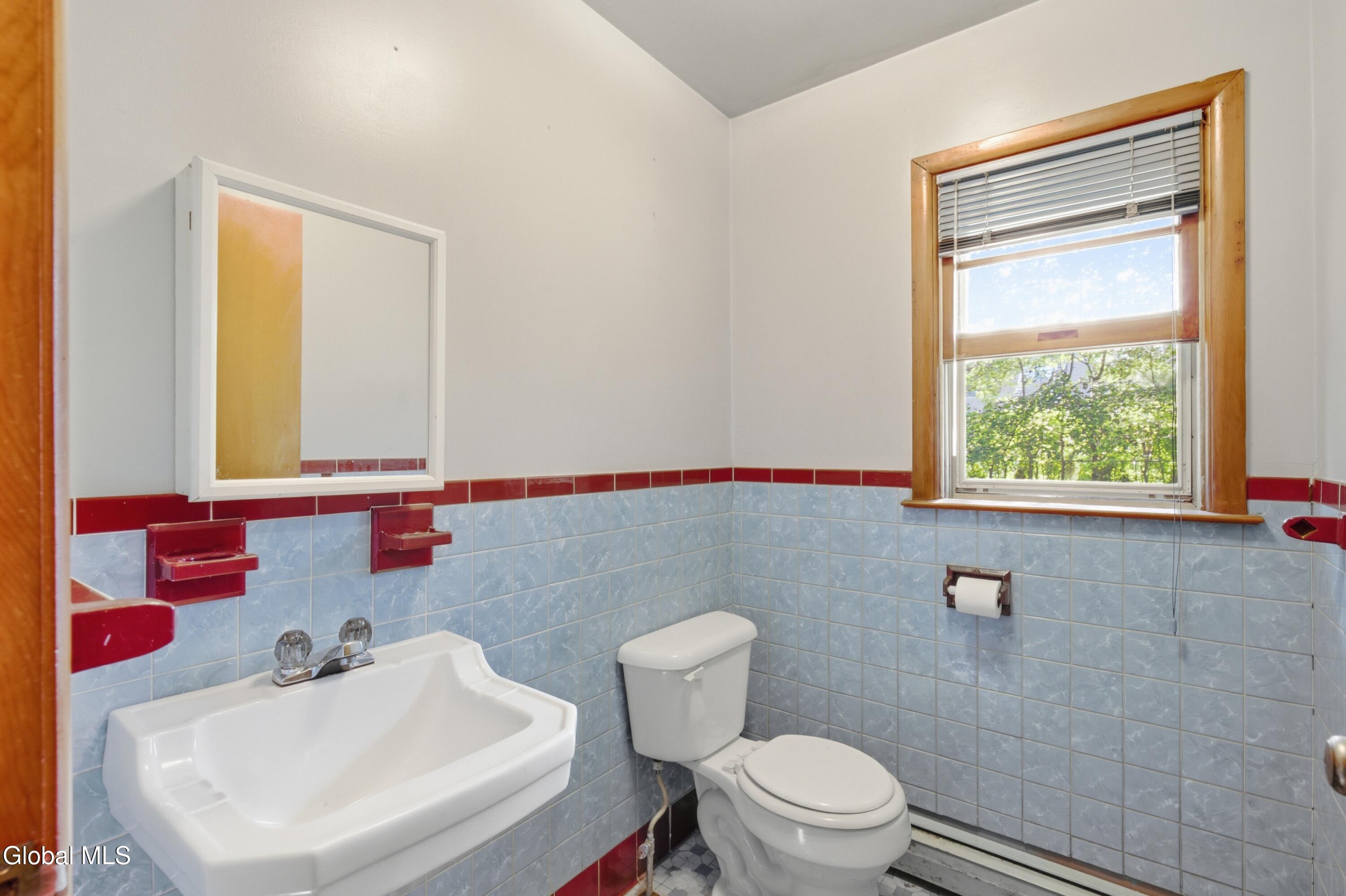 14 Orchard Lane Troy NY 12180