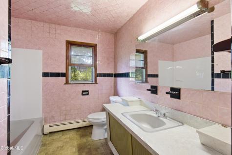14 Orchard Lane Troy NY 12180