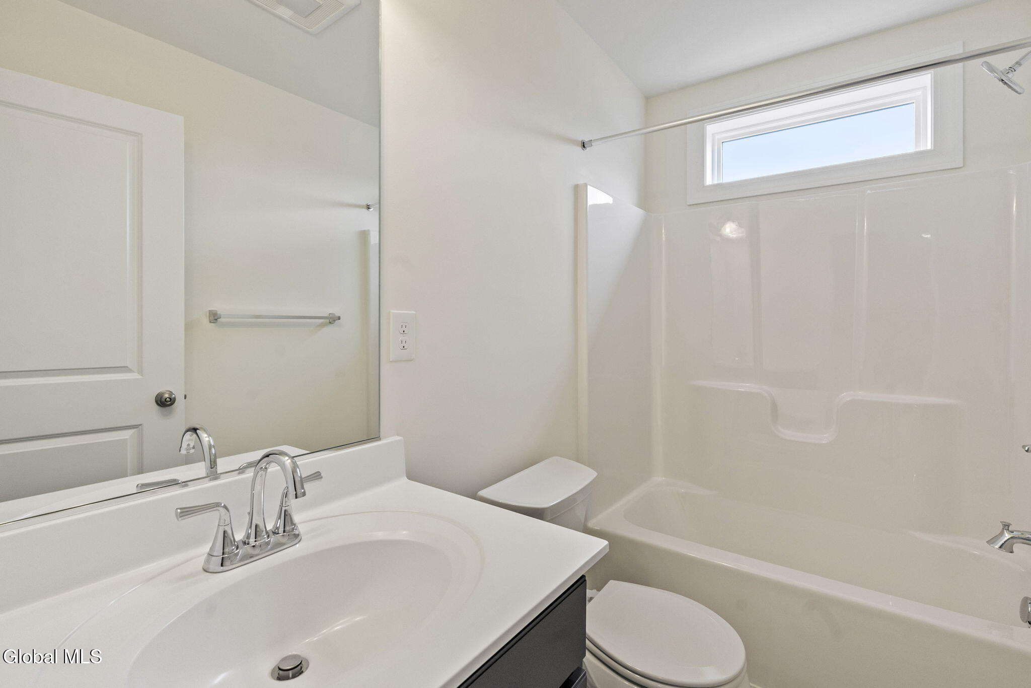 13 Edenfield Street Loudonville NY 12211