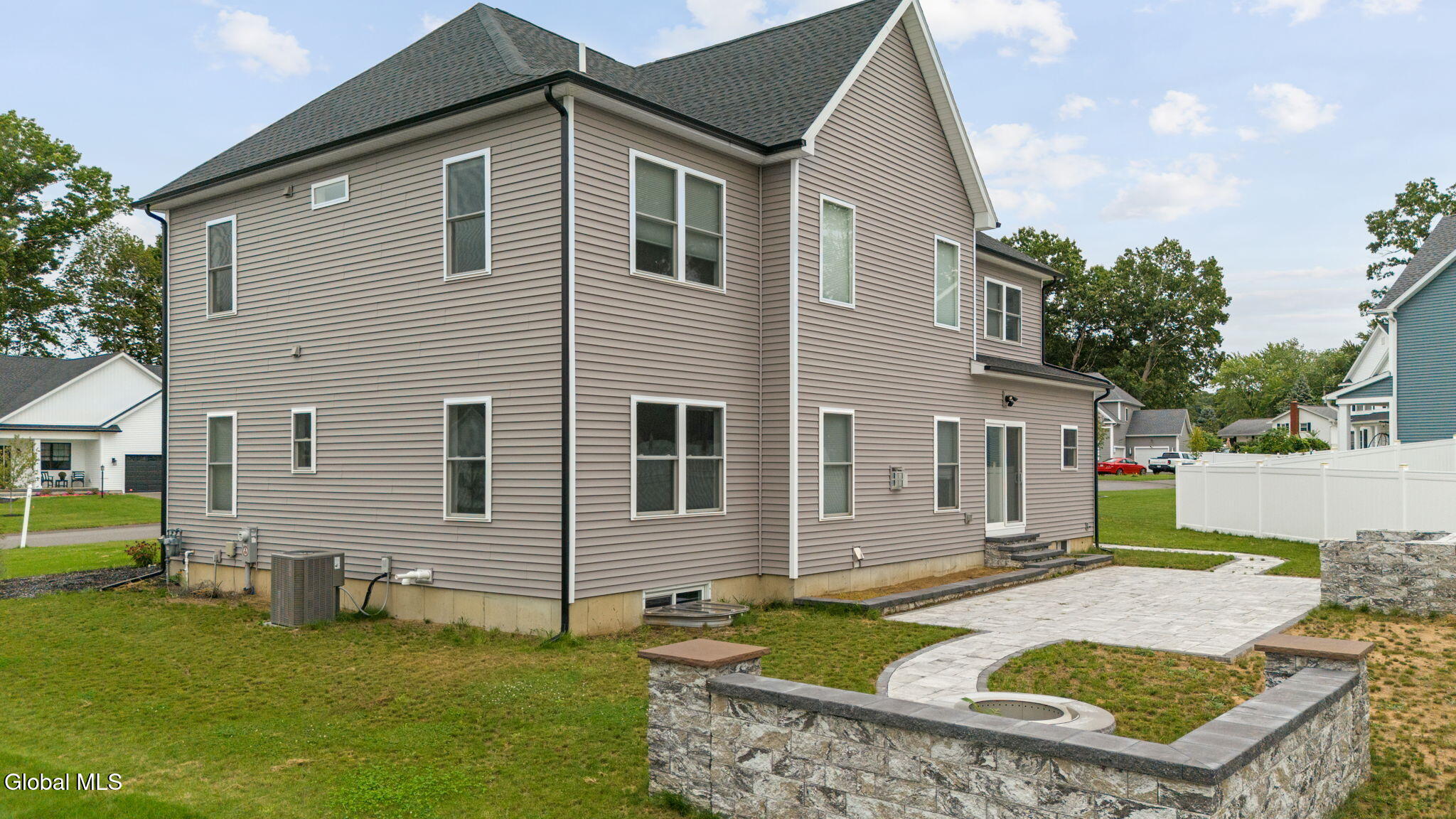 13 Edenfield Street Loudonville NY 12211
