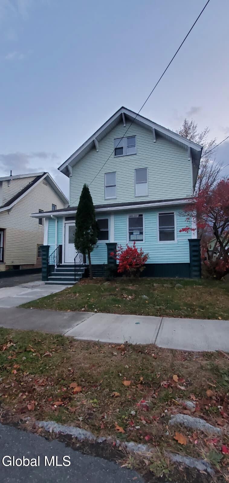 33 Glenwood Road Menands NY 12204