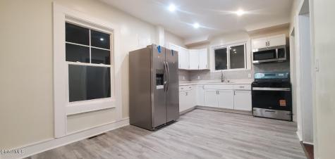 33 Glenwood Road Menands NY 12204