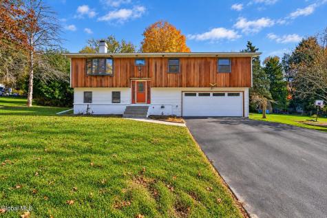 34 Pine Avenue Wynantskill NY 12198