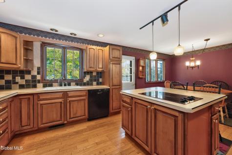 34 Pine Avenue Wynantskill NY 12198