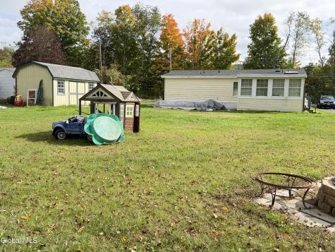 9 Spring Valley Lane Cambridge NY 12816
