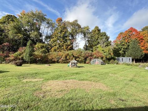 9 Spring Valley Lane Cambridge NY 12816