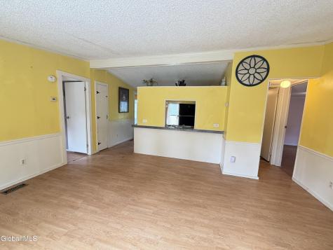 9 Spring Valley Lane Cambridge NY 12816