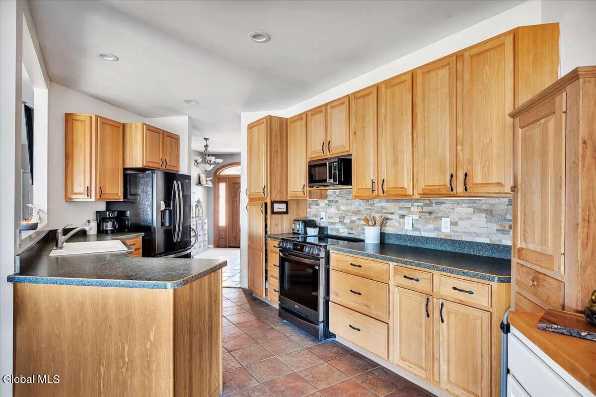 4 Big Bay Road Queensbury NY 12804