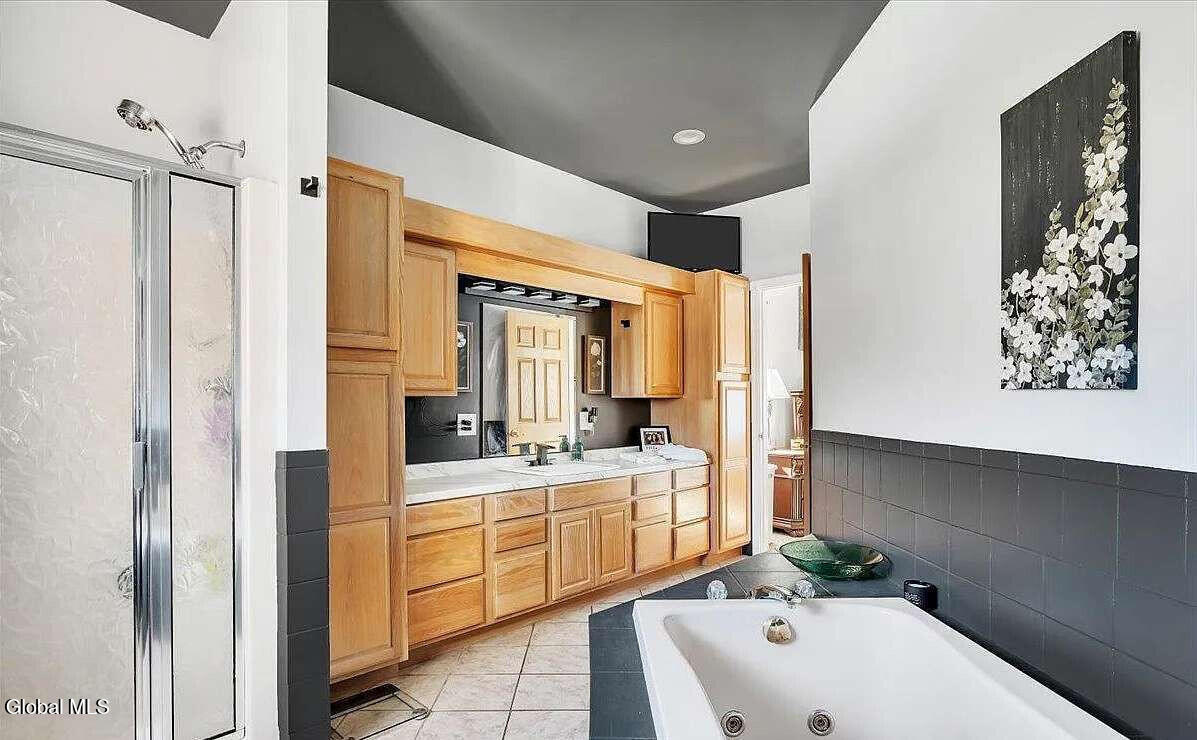 4 Big Bay Road Queensbury NY 12804
