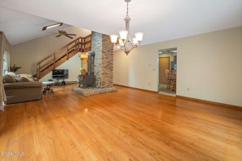 623 Bruno Road Clifton Park NY 12065