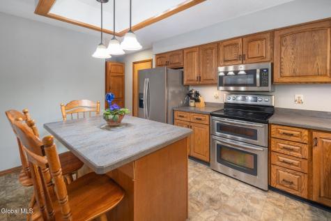 623 Bruno Road Clifton Park NY 12065