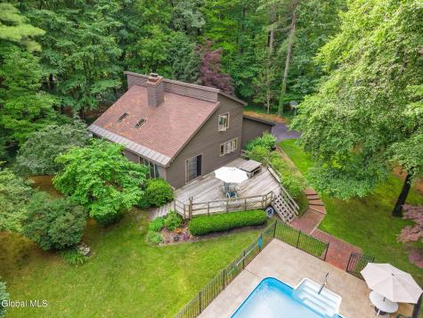 623 Bruno Road Clifton Park NY 12065