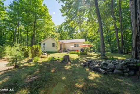 6010 Greens Corner Road Galway NY 12074