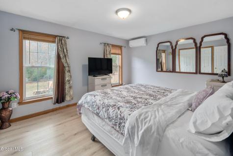 2101 State Route 9n Lake George NY 12845