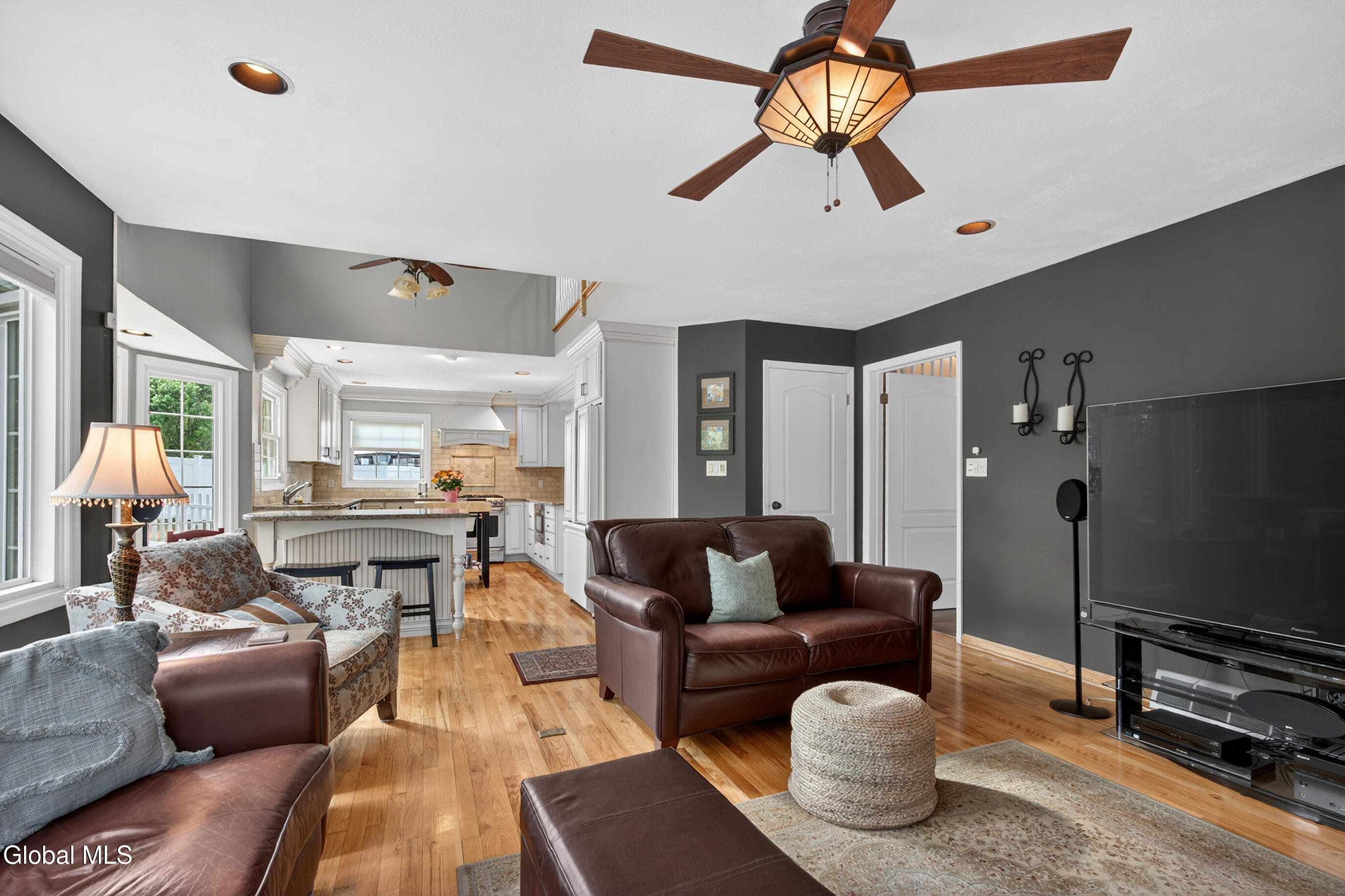 18 County Clare Lane Niskayuna NY 12309