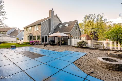 18 County Clare Lane Niskayuna NY 12309