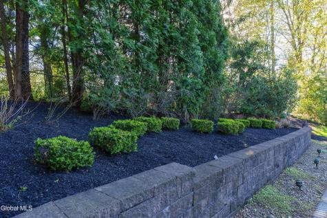 18 County Clare Lane Niskayuna NY 12309