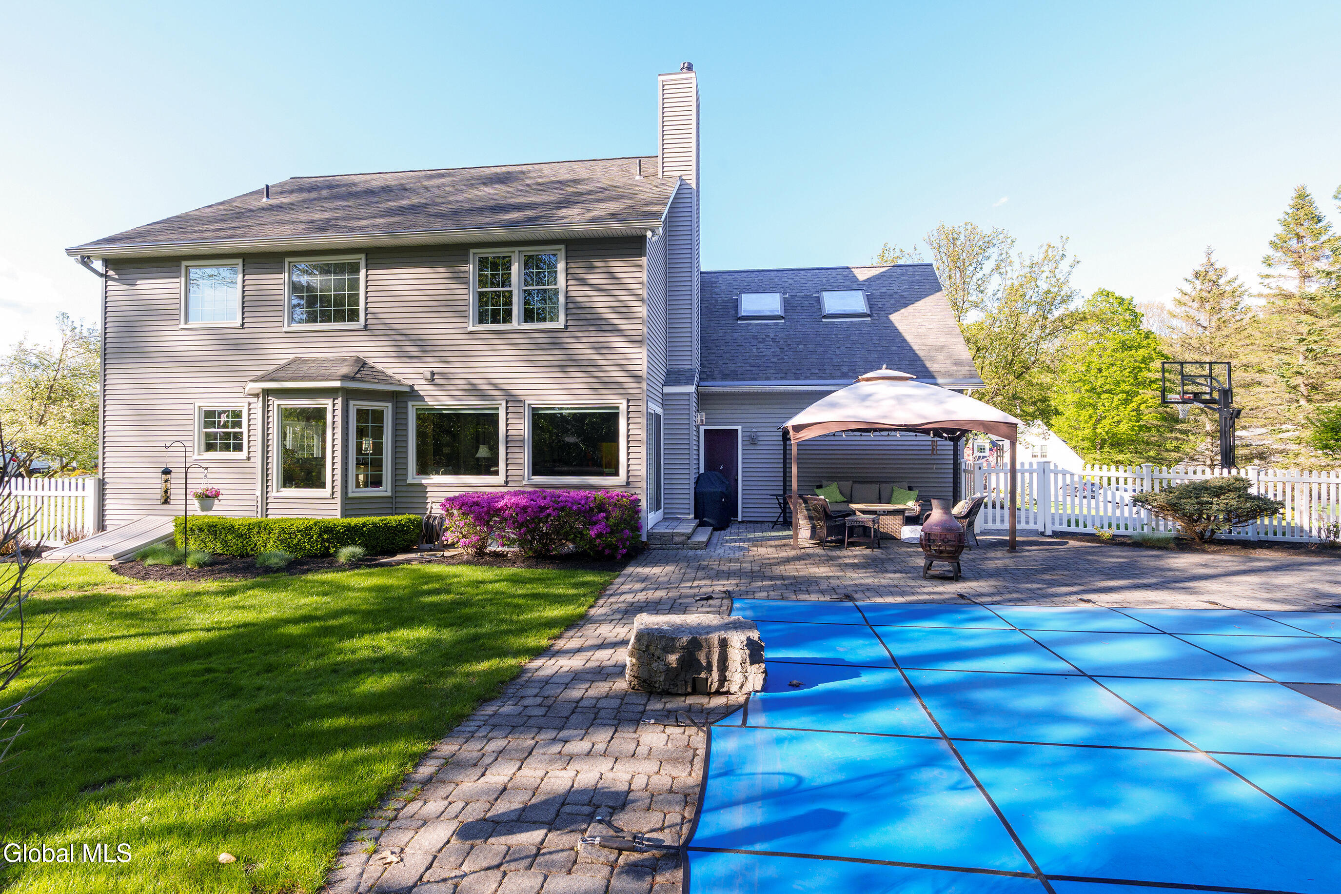 18 County Clare Lane Niskayuna NY 12309