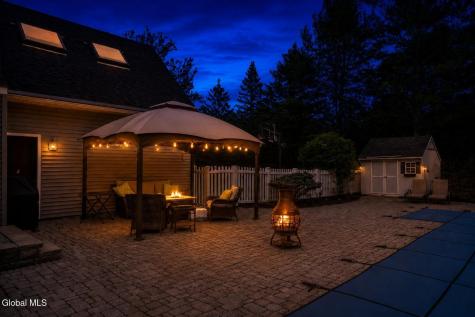18 County Clare Lane Niskayuna NY 12309
