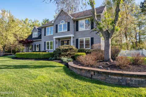 18 County Clare Lane Niskayuna NY 12309