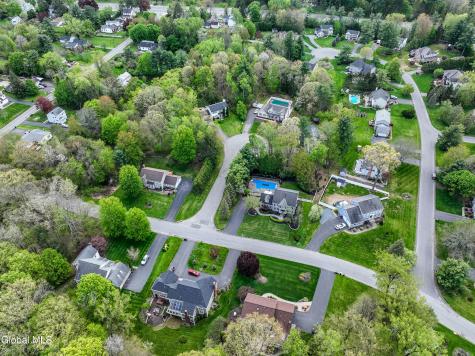 18 County Clare Lane Niskayuna NY 12309