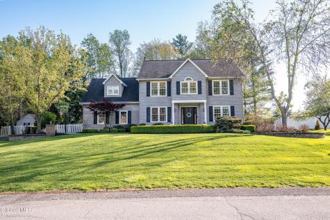 18 County Clare Lane Niskayuna NY 12309