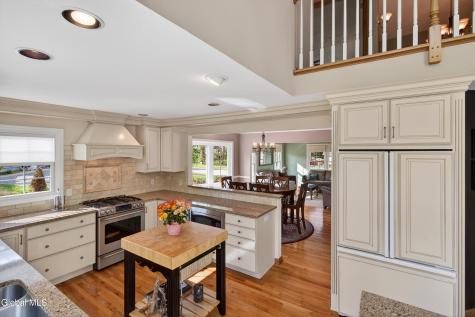 18 County Clare Lane Niskayuna NY 12309