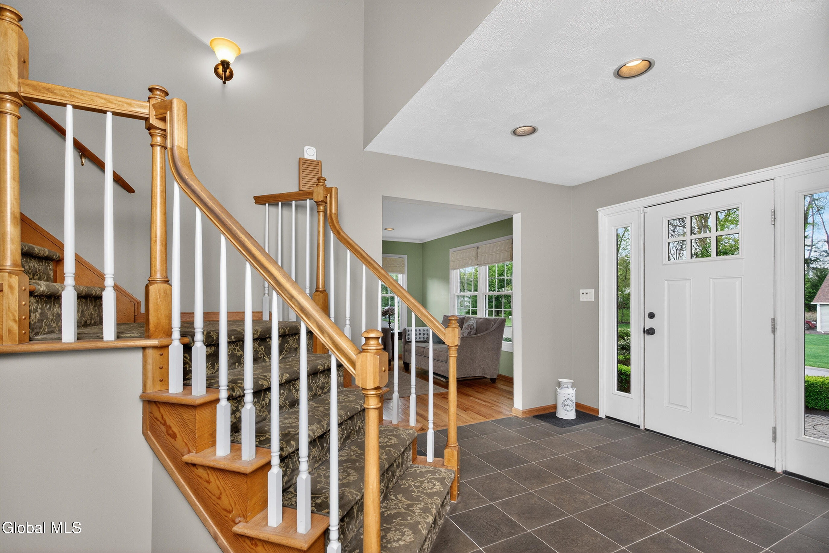 18 County Clare Lane Niskayuna NY 12309