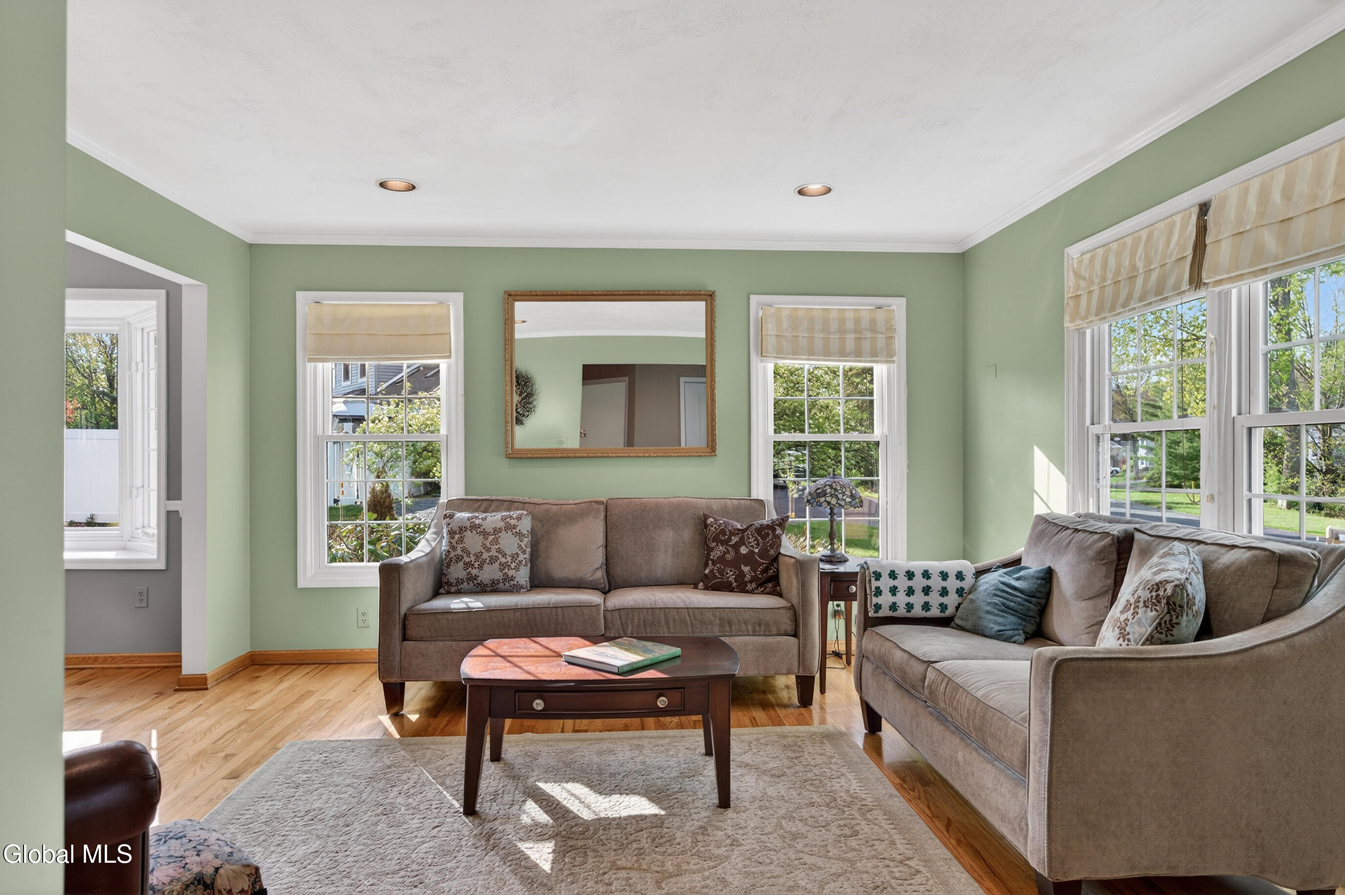 18 County Clare Lane Niskayuna NY 12309