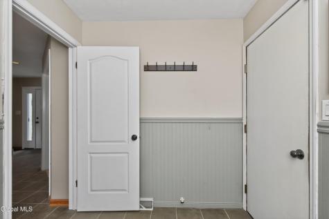 18 County Clare Lane Niskayuna NY 12309
