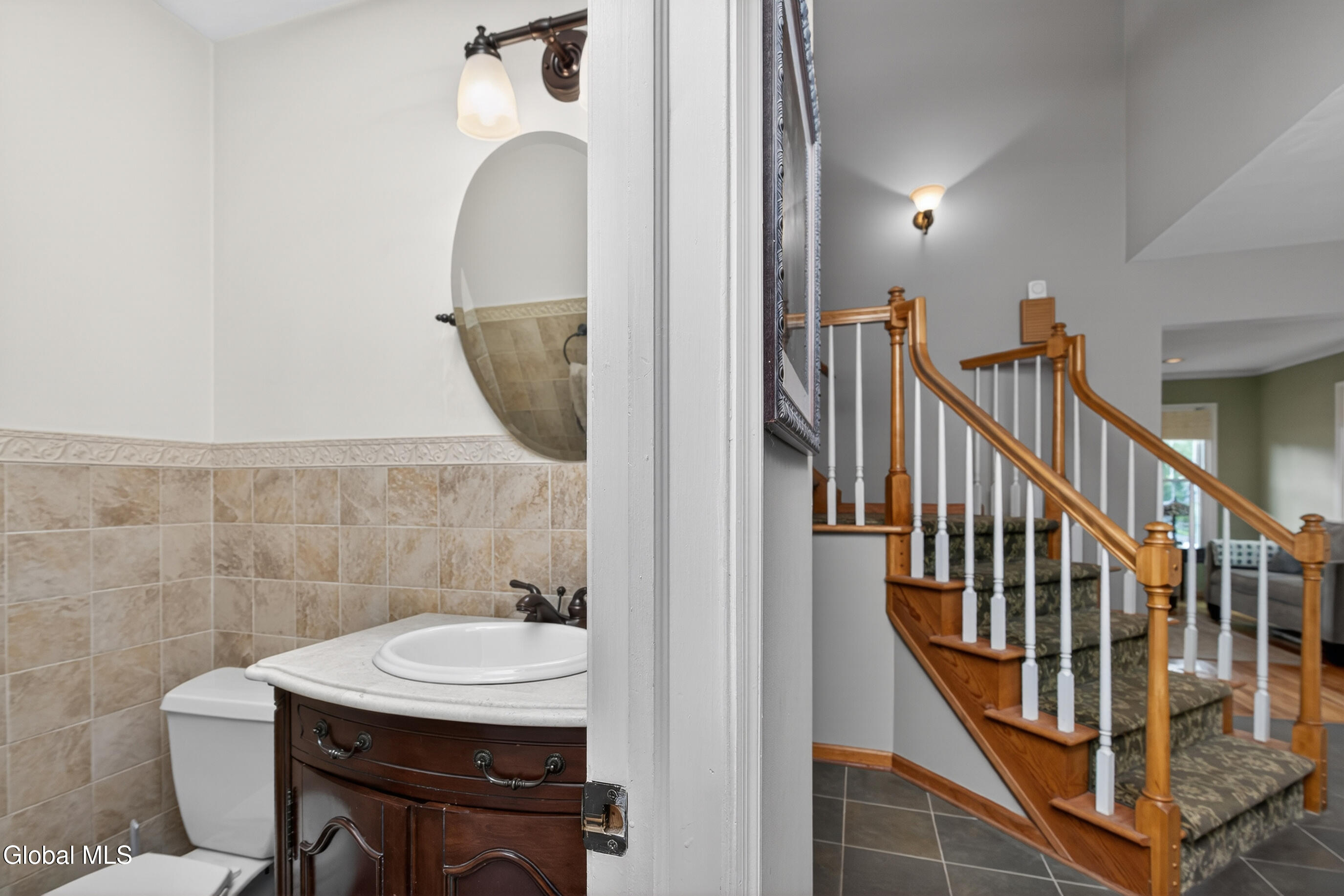 18 County Clare Lane Niskayuna NY 12309
