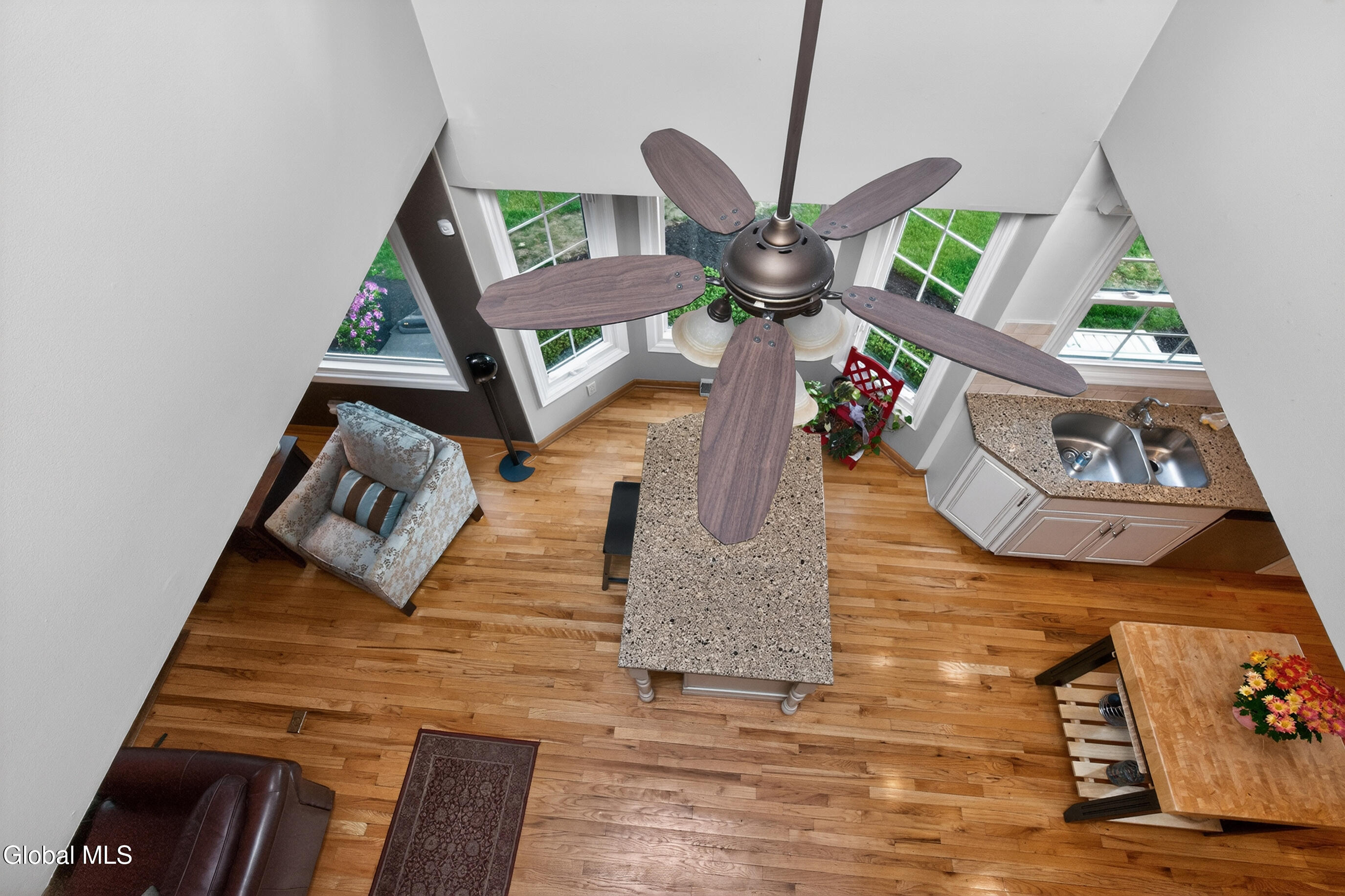 18 County Clare Lane Niskayuna NY 12309