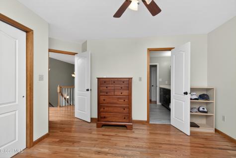 18 County Clare Lane Niskayuna NY 12309