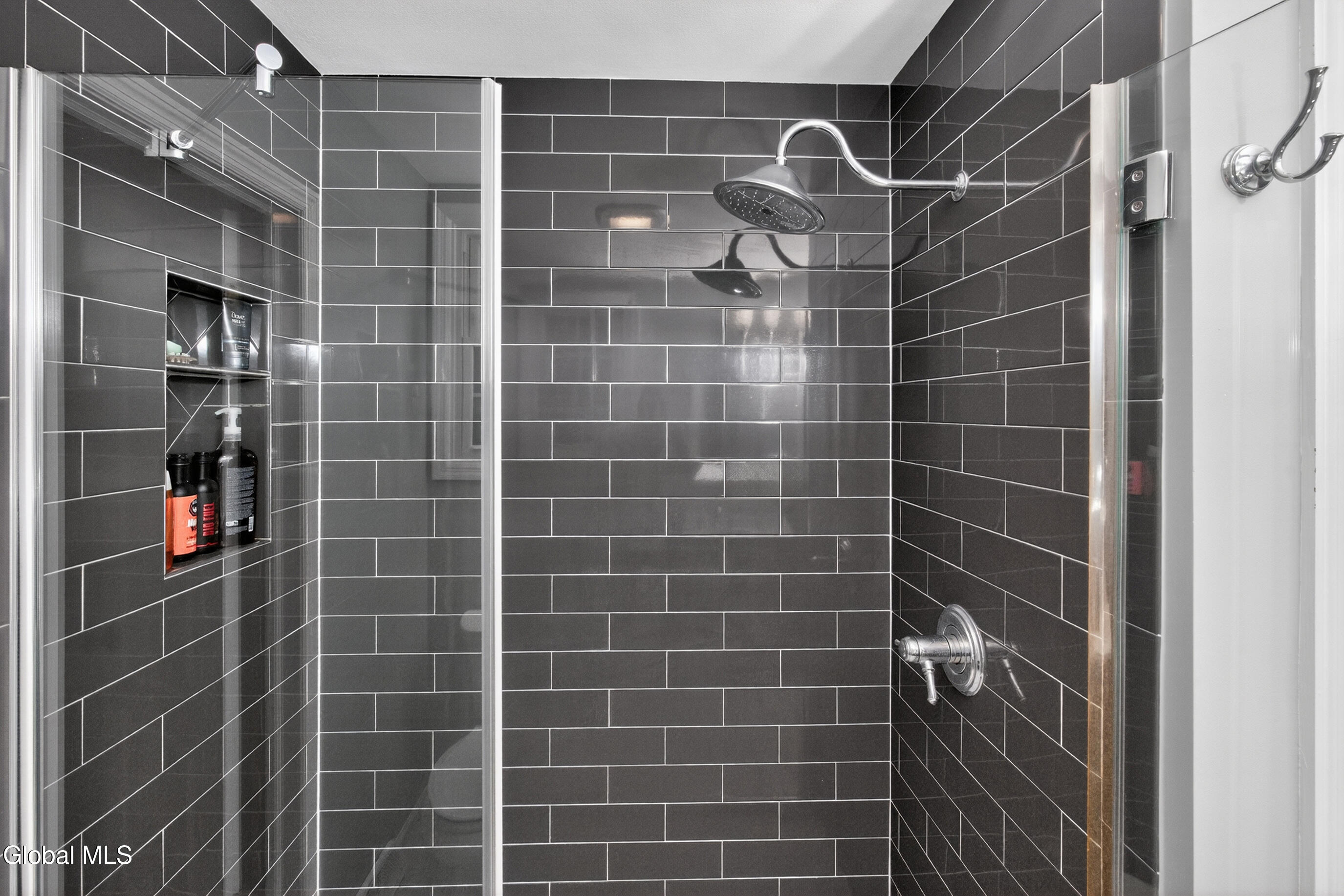 18 County Clare Lane Niskayuna NY 12309