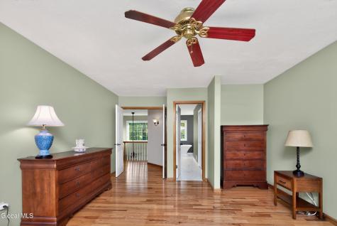 18 County Clare Lane Niskayuna NY 12309