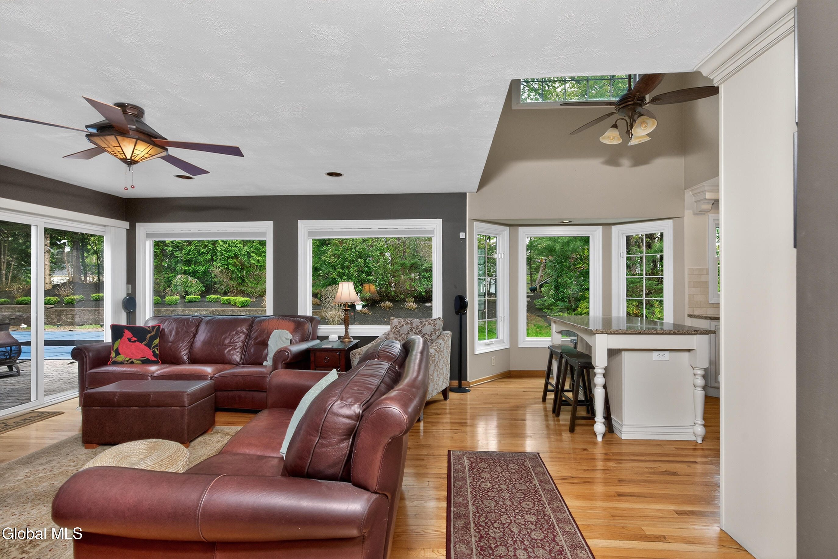 18 County Clare Lane Niskayuna NY 12309