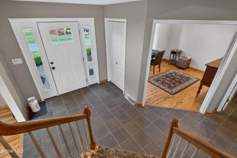18 County Clare Lane Niskayuna NY 12309