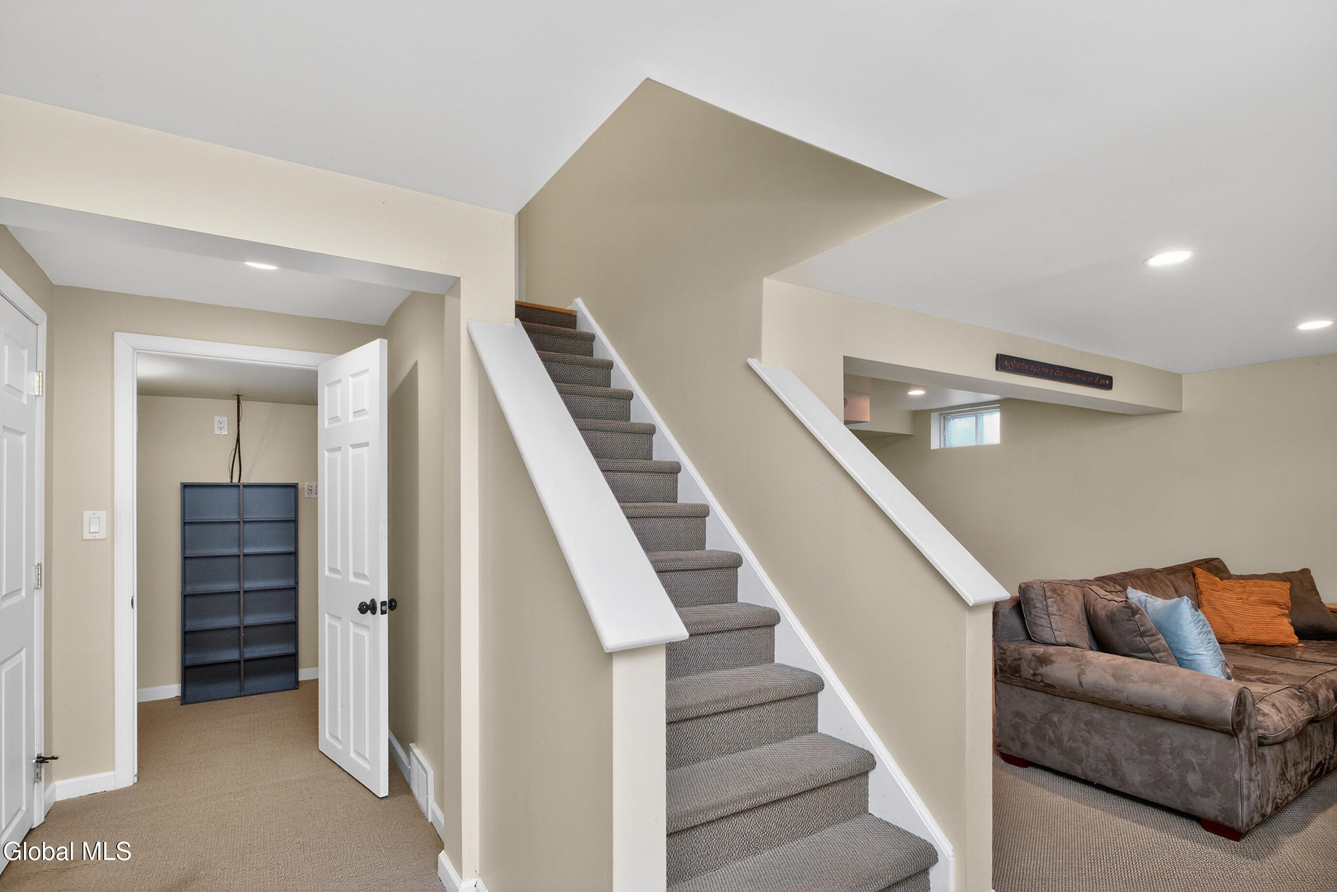 18 County Clare Lane Niskayuna NY 12309