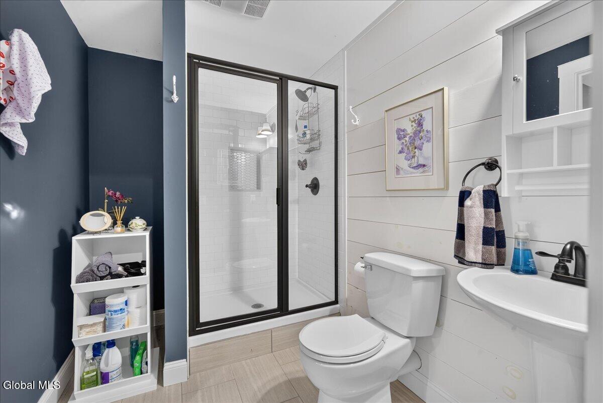 32 Burnham Road Gansevoort NY 12831