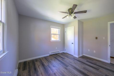 25 Westbrook Drive Nassau NY 12123