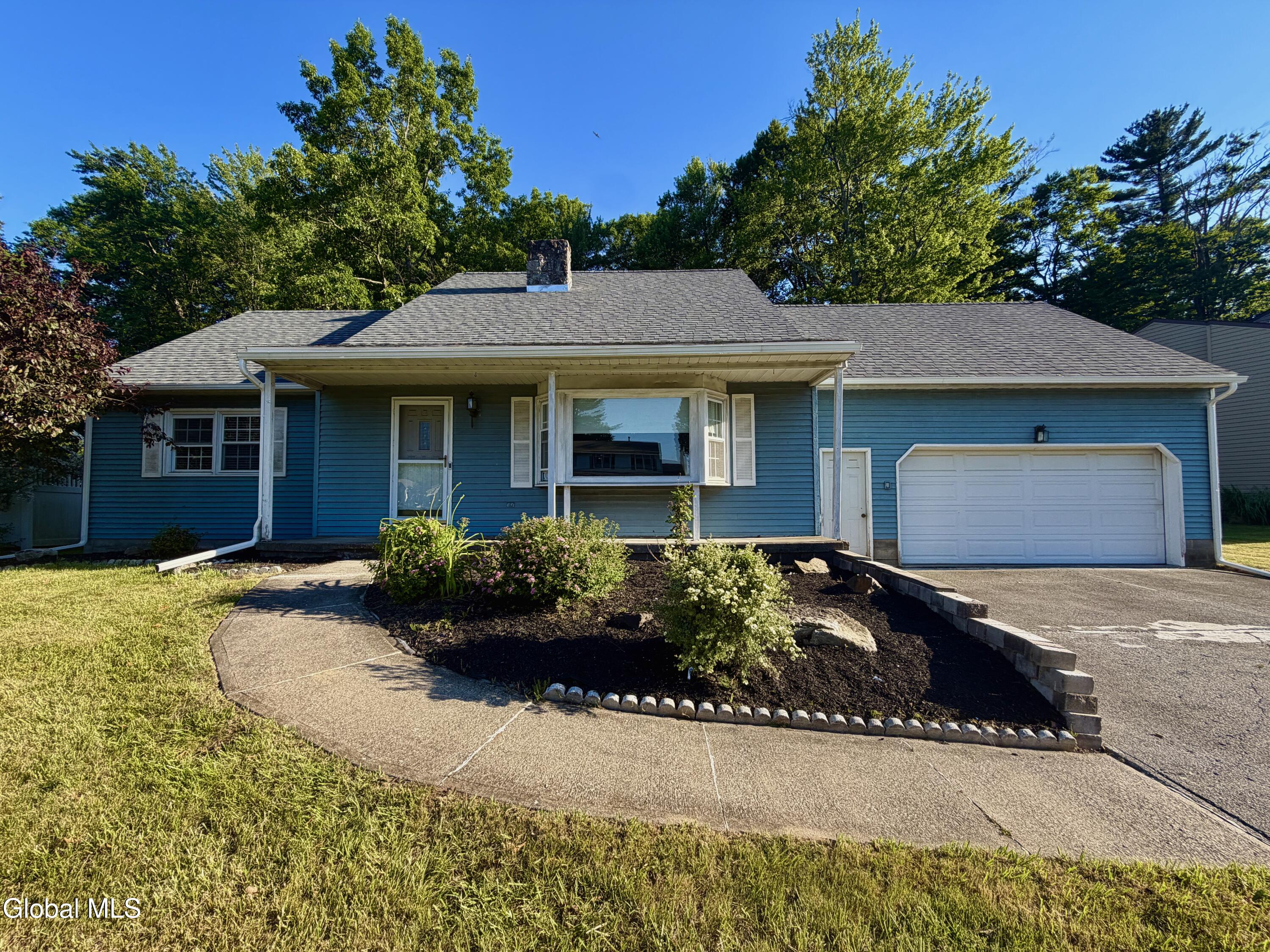 31 Laura Drive Latham NY 12110